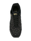 lace up trainers 