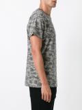 camouflage print T-shirt