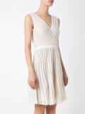 v neck sleeveless dress
