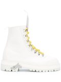 'Hiking Mountain' boots