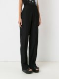 wide leg trousers