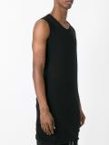 basic sleeveless T-shirt