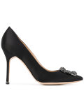 Hangisi pumps