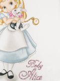 'Alice in Wonderland'印花上衣