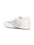 lace up trainers 