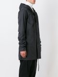 抽绳兜帽夹克