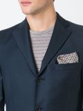 格纹口袋方巾