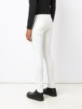 ripped knee skinny jeans