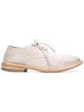 lace up shoes