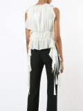 ruffled blouse 