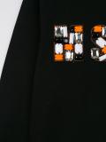 logo镶嵌套头衫