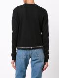 V-neck longsleeved blouse
