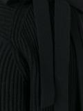 round neck jumper
