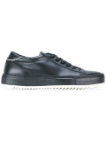 lace up trainers 