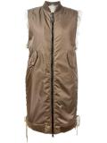 sleeveless coat 