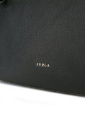 classic shoulder bag