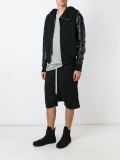 拉链兜帽夹克