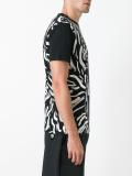 lion print T-shirt 