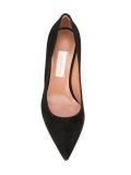 low comma heel pumps