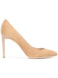 classic pumps
