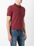 slim-fit jeans 