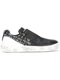 laceless sneakers