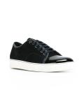 toe cap sneakers