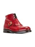 buckled detailing boots