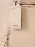 medium zip pocket tote