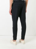 drop-crotch crop trousers 