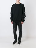 超大款套头衫