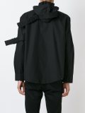 'Hood'衬衫
