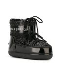 'Flirting' snow boots