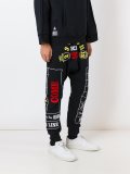 刺绣运动裤