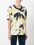 leaf print T-shirt