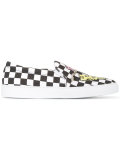 patterned checkered slip-ons