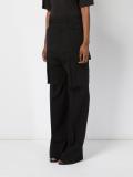 straight trousers