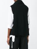 sleeveless sweater 