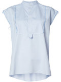 sleeveless shirt