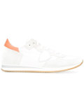 lateral patch sneakers