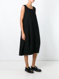 sleeveless dress