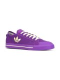 lateral logo sneakers