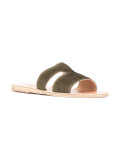 Apteros sandals 
