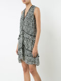 sleeveless dress