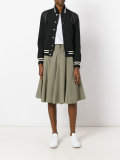 pleated skirt