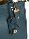 detachable straps tote