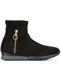 zipped boots 