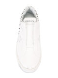 laceless sneakers