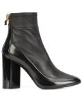 'Illusion' boots
