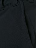 skinny pants